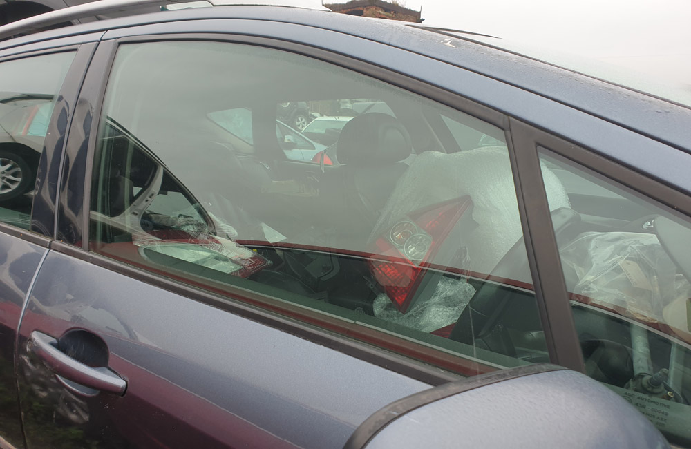 Peugeot 407 Zenith HDI Door window glass driver side front